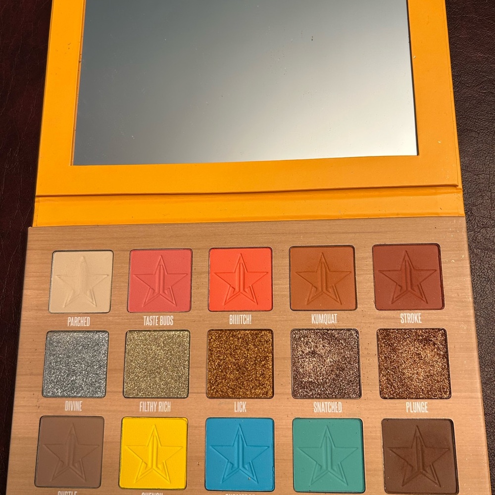 Jeffree Star Thirsty Eyeshadow Palette